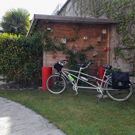 La Pause Angevine Bed and Breakfast Ανζέρ Εξωτερικό φωτογραφία