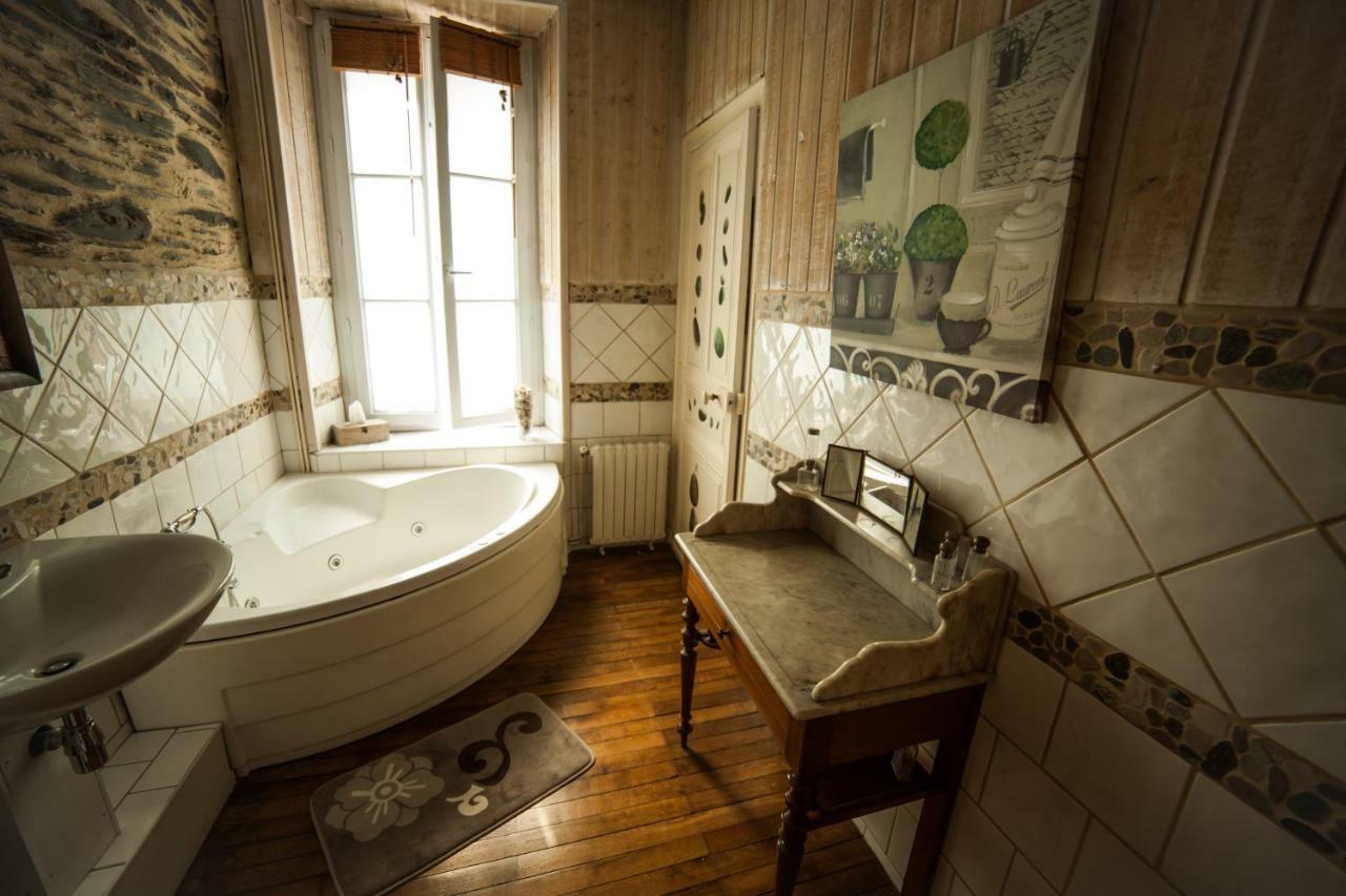 La Pause Angevine Bed and Breakfast Ανζέρ Εξωτερικό φωτογραφία